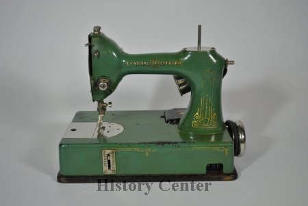 Machine, Sewing                         