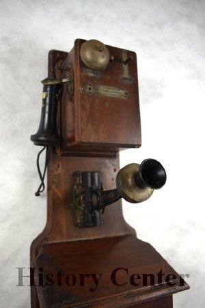 Late 1800s Oak Wall Mount Telephone