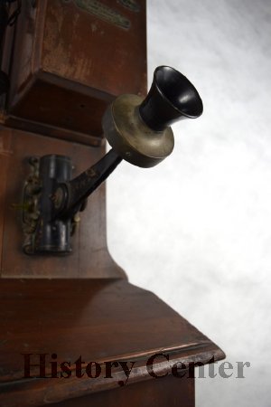 Late 1800s Oak Wall Mount Telephone