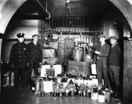 FWPD Alcohol and Stills seizure, c. 1920s