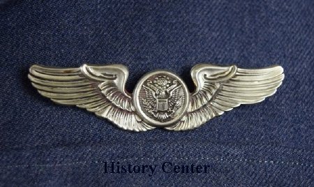 Korean War Era Air Force Uniform pilot aviation wings