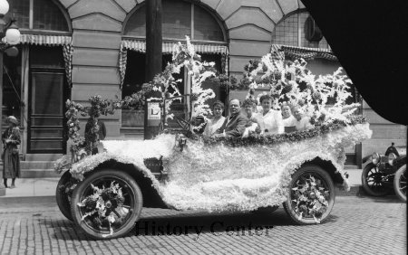 Fort Wayne's Indiana Centennial Celebration, parade 1916