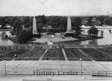 Fort Wayne's Indiana Centennial Celebration, pageant stage and stands 1916