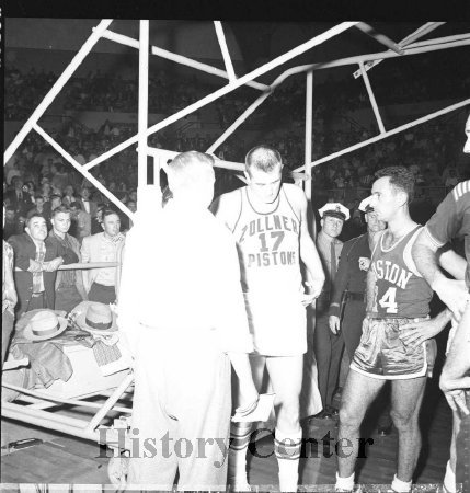 Zollner Pistons vs. Boston, 1955